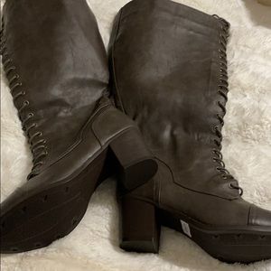 Torrid boots